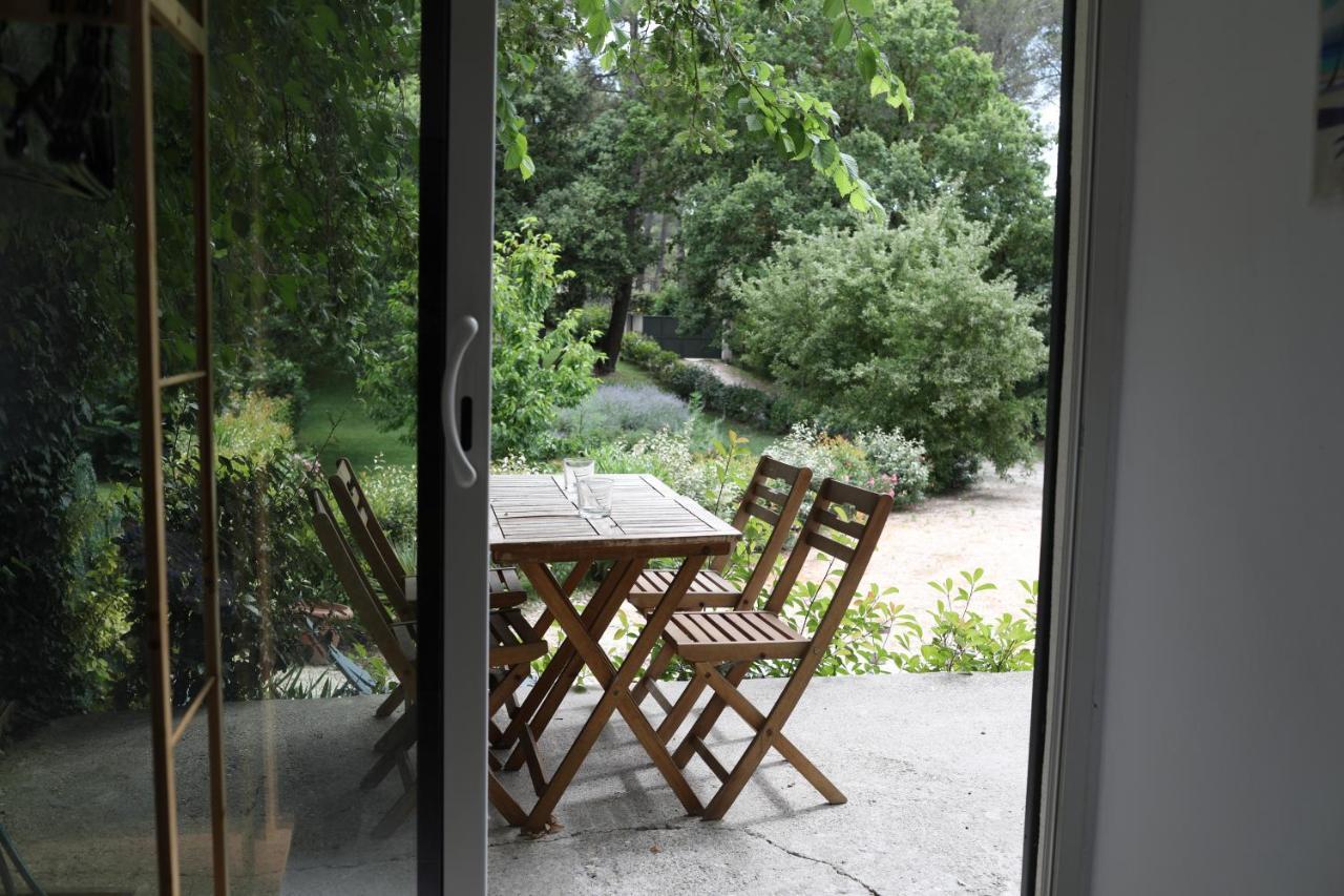 Maison Calme Et Verdure Saint-Cannat Luaran gambar